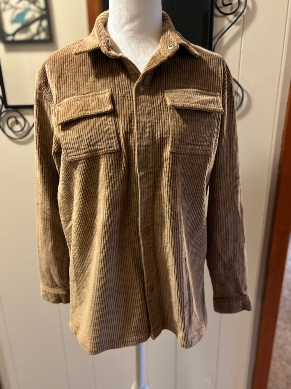 Corduroy Button-Front jacket shirt in Light Brown size 14/16 NWT